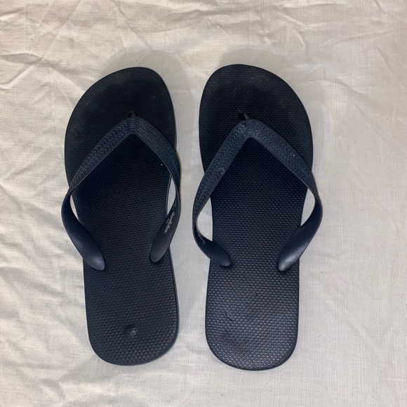 FREE Good Fellow Mens Brent Flip Flop Sandals - read details - Picture 2 of 7